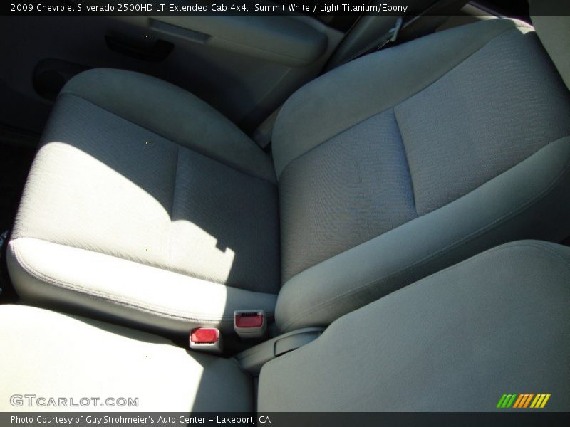 Summit White / Light Titanium/Ebony 2009 Chevrolet Silverado 2500HD LT Extended Cab 4x4
