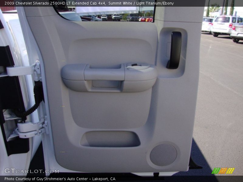 Summit White / Light Titanium/Ebony 2009 Chevrolet Silverado 2500HD LT Extended Cab 4x4