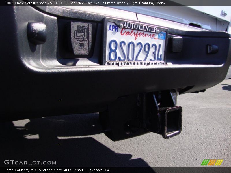 Summit White / Light Titanium/Ebony 2009 Chevrolet Silverado 2500HD LT Extended Cab 4x4