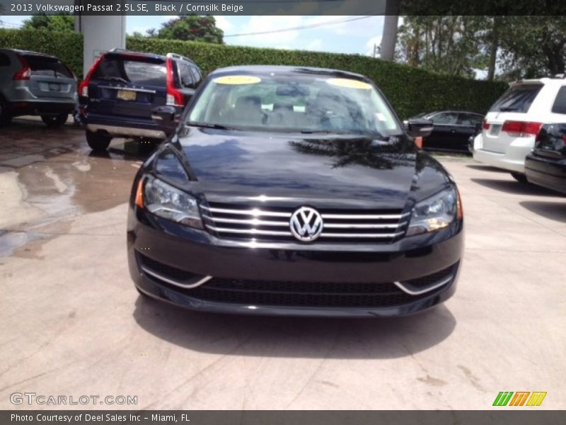 Black / Cornsilk Beige 2013 Volkswagen Passat 2.5L SE