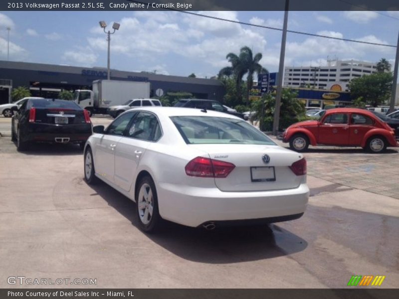 Candy White / Cornsilk Beige 2013 Volkswagen Passat 2.5L SE