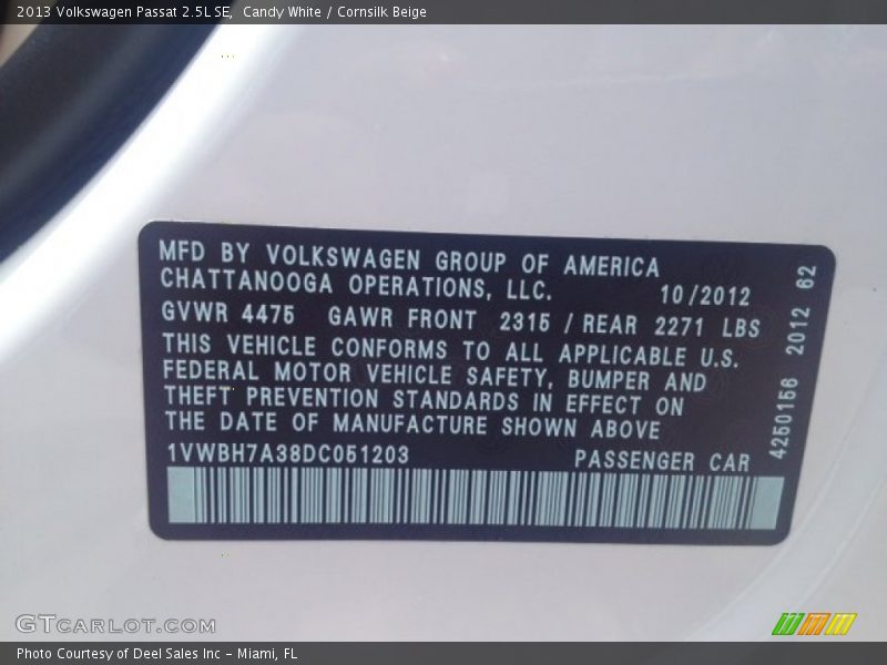 Candy White / Cornsilk Beige 2013 Volkswagen Passat 2.5L SE