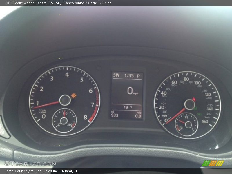 Candy White / Cornsilk Beige 2013 Volkswagen Passat 2.5L SE