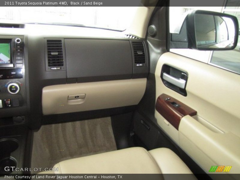 Black / Sand Beige 2011 Toyota Sequoia Platinum 4WD