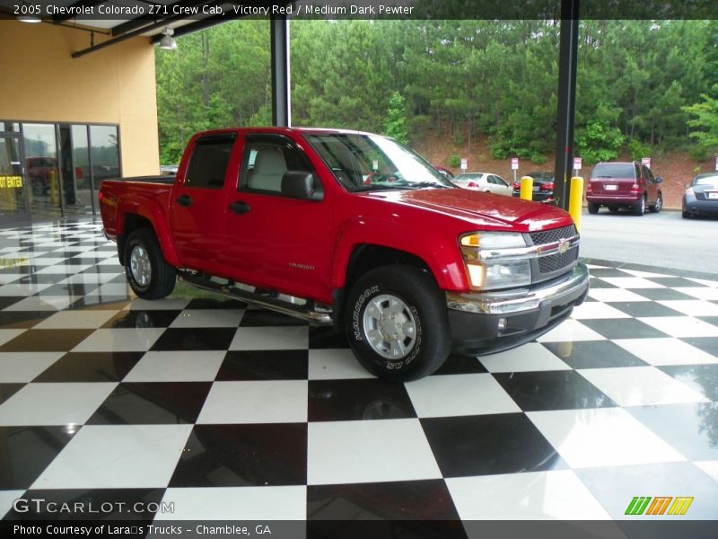 Victory Red / Medium Dark Pewter 2005 Chevrolet Colorado Z71 Crew Cab