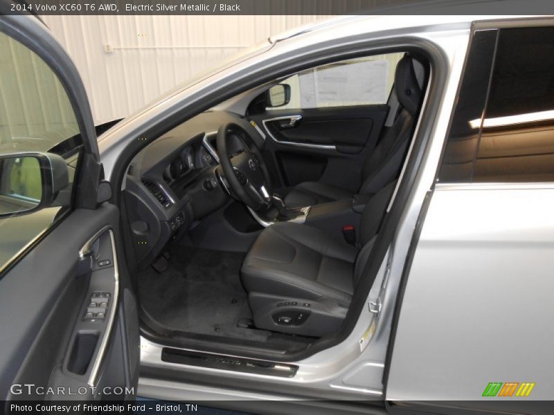 Electric Silver Metallic / Black 2014 Volvo XC60 T6 AWD