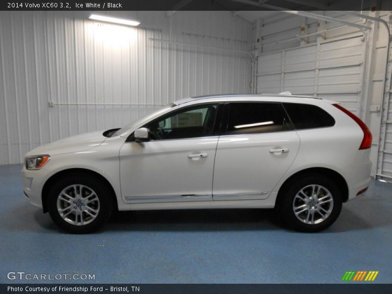 Ice White / Black 2014 Volvo XC60 3.2