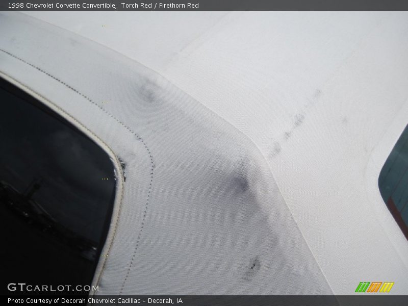 Torch Red / Firethorn Red 1998 Chevrolet Corvette Convertible