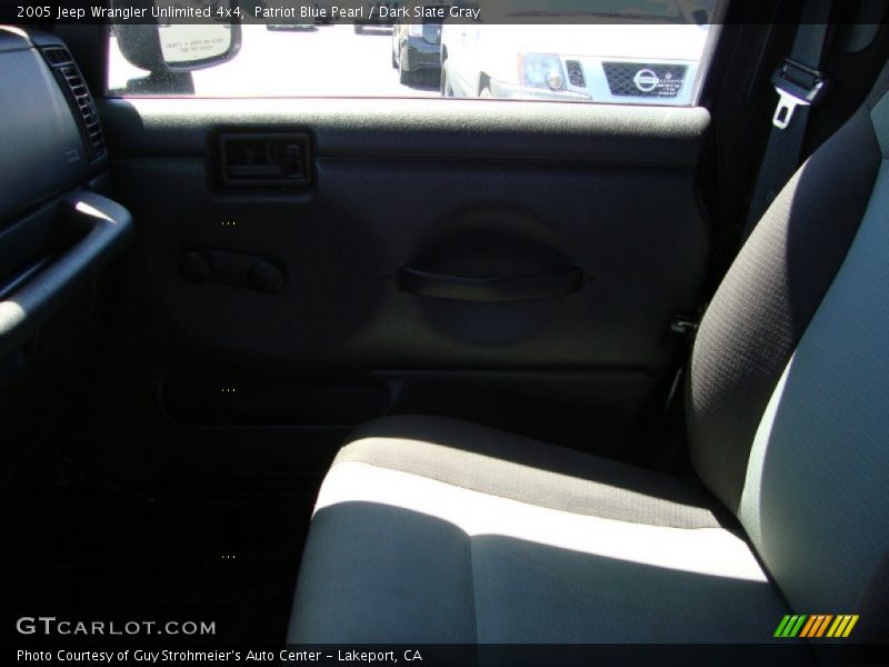 Patriot Blue Pearl / Dark Slate Gray 2005 Jeep Wrangler Unlimited 4x4