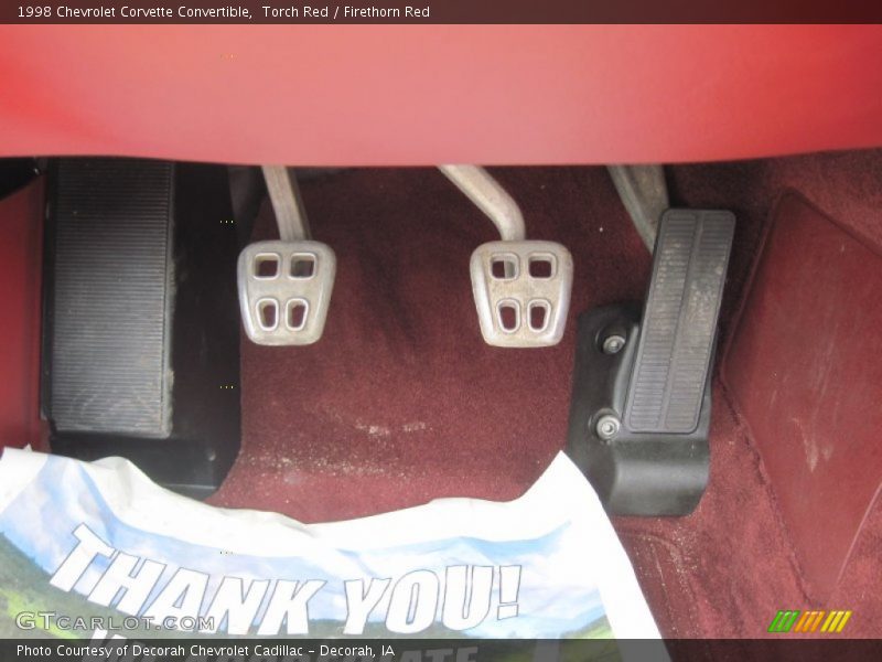 Torch Red / Firethorn Red 1998 Chevrolet Corvette Convertible