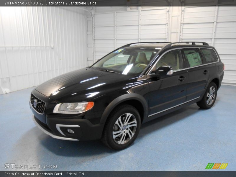 Black Stone / Sandstone Beige 2014 Volvo XC70 3.2