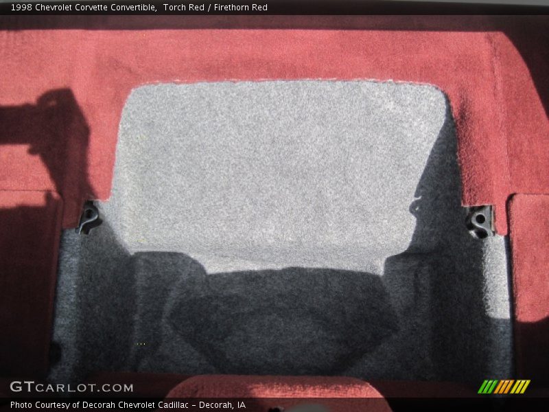 Torch Red / Firethorn Red 1998 Chevrolet Corvette Convertible