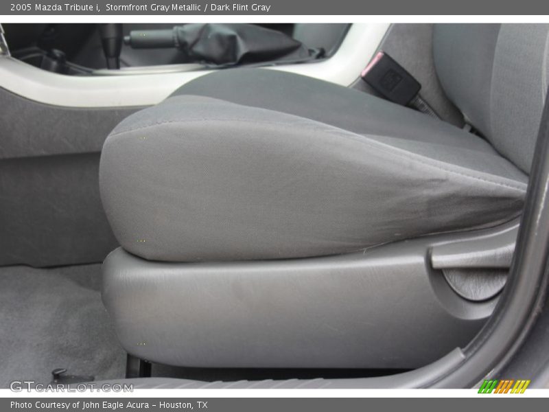 Stormfront Gray Metallic / Dark Flint Gray 2005 Mazda Tribute i