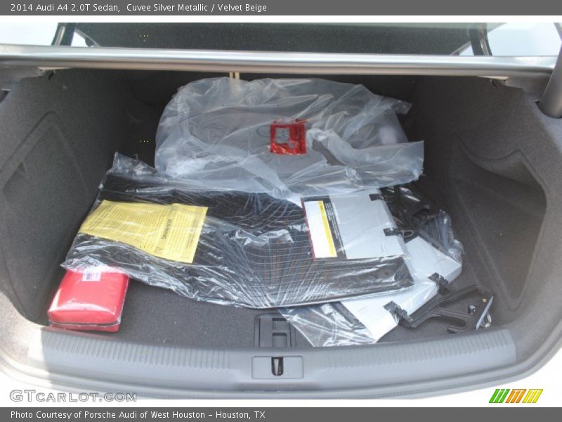  2014 A4 2.0T Sedan Trunk