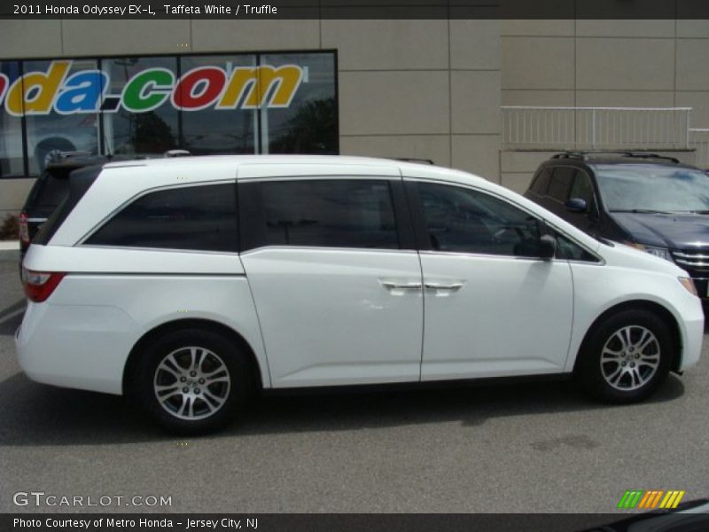 Taffeta White / Truffle 2011 Honda Odyssey EX-L