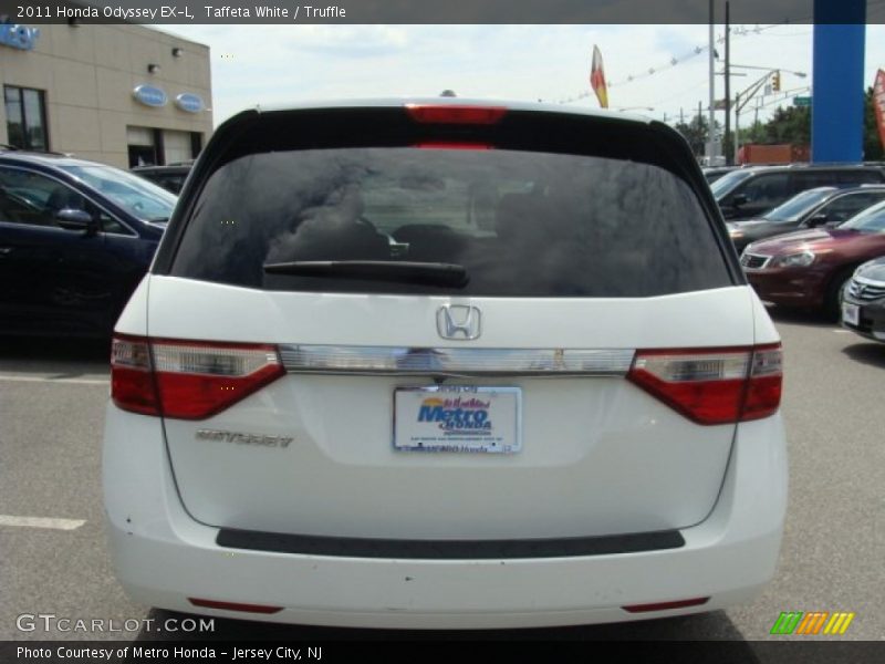 Taffeta White / Truffle 2011 Honda Odyssey EX-L