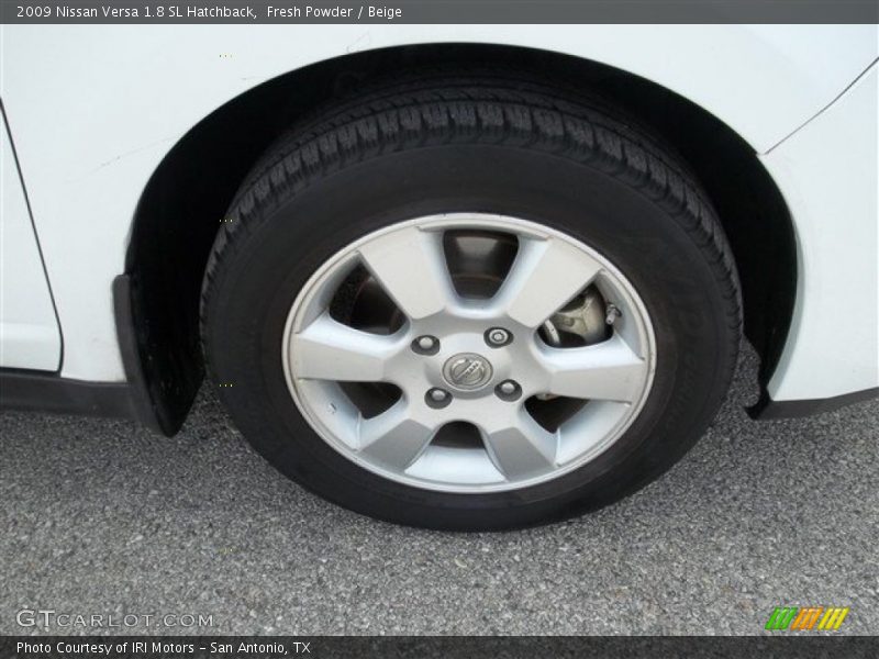 Fresh Powder / Beige 2009 Nissan Versa 1.8 SL Hatchback
