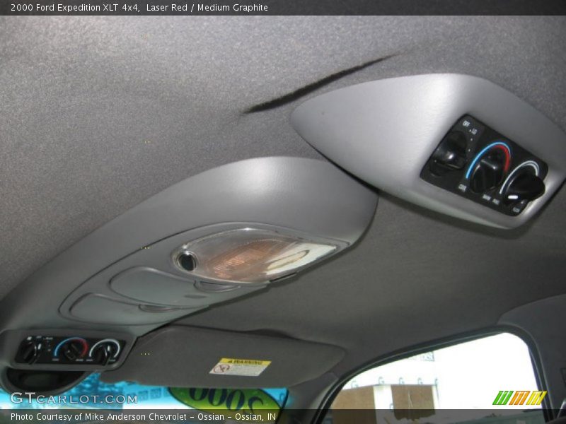 Laser Red / Medium Graphite 2000 Ford Expedition XLT 4x4