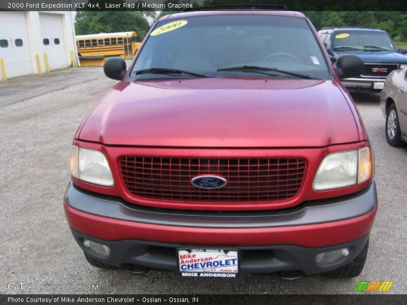 Laser Red / Medium Graphite 2000 Ford Expedition XLT 4x4