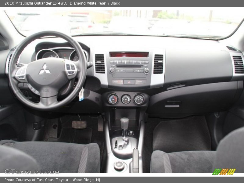 Diamond White Pearl / Black 2010 Mitsubishi Outlander ES 4WD