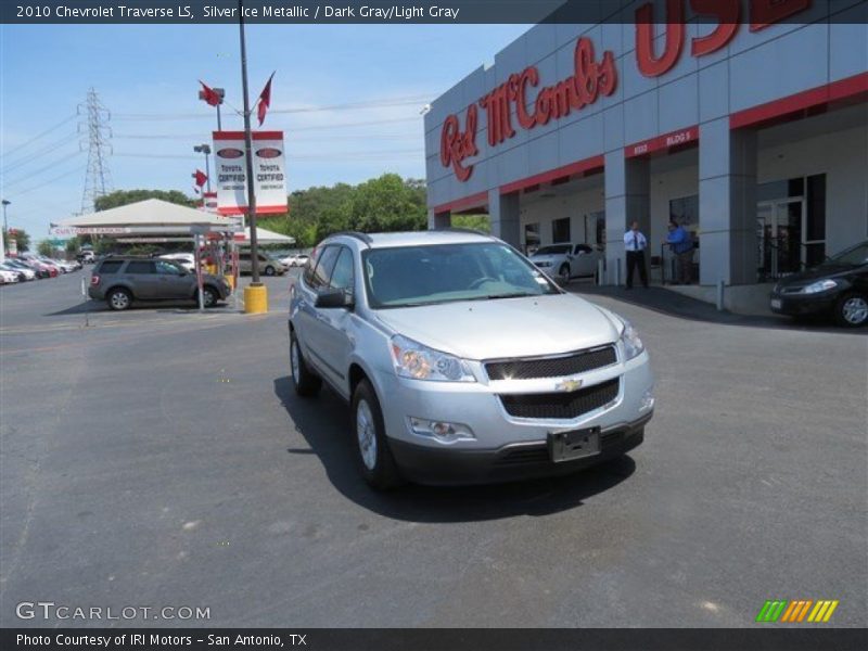 Silver Ice Metallic / Dark Gray/Light Gray 2010 Chevrolet Traverse LS