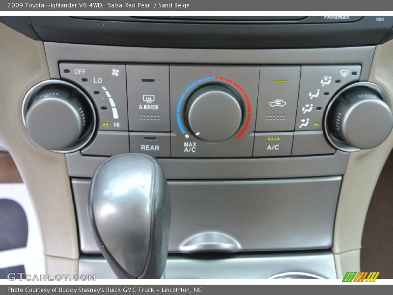Salsa Red Pearl / Sand Beige 2009 Toyota Highlander V6 4WD