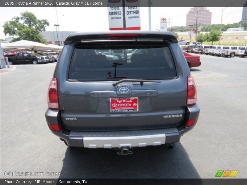 Galactic Gray Mica / Stone 2005 Toyota 4Runner SR5