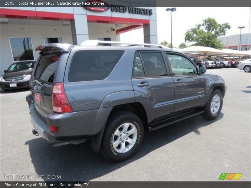 Galactic Gray Mica / Stone 2005 Toyota 4Runner SR5