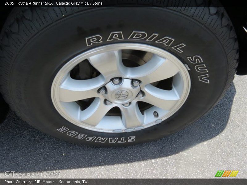 Galactic Gray Mica / Stone 2005 Toyota 4Runner SR5