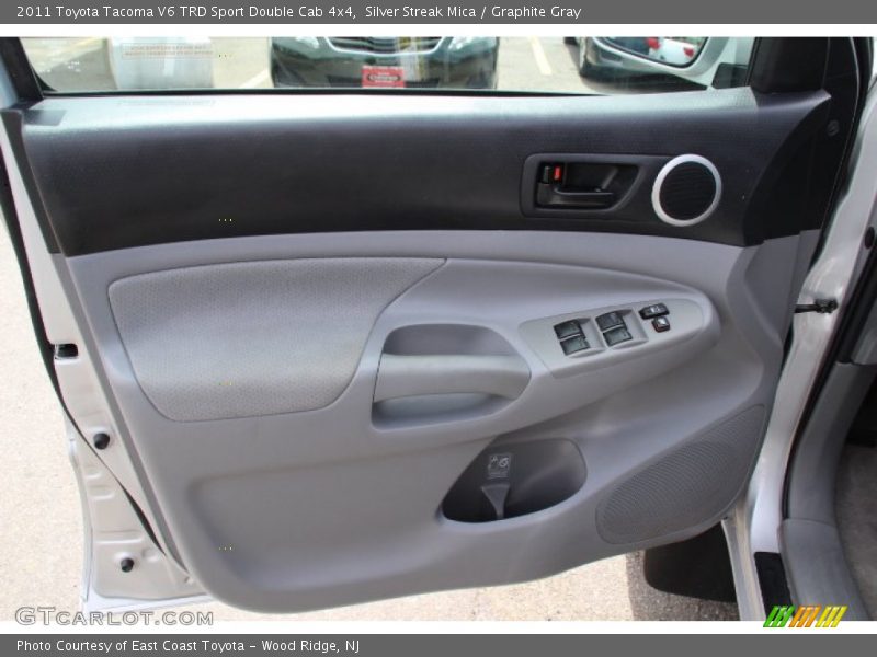 Silver Streak Mica / Graphite Gray 2011 Toyota Tacoma V6 TRD Sport Double Cab 4x4