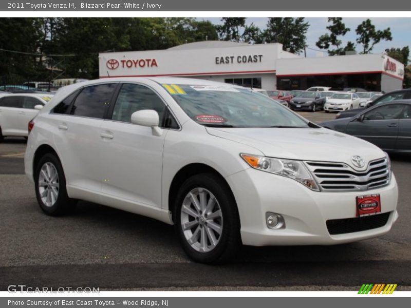 Blizzard Pearl White / Ivory 2011 Toyota Venza I4