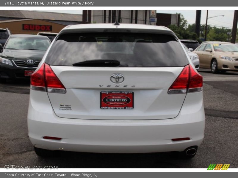 Blizzard Pearl White / Ivory 2011 Toyota Venza I4