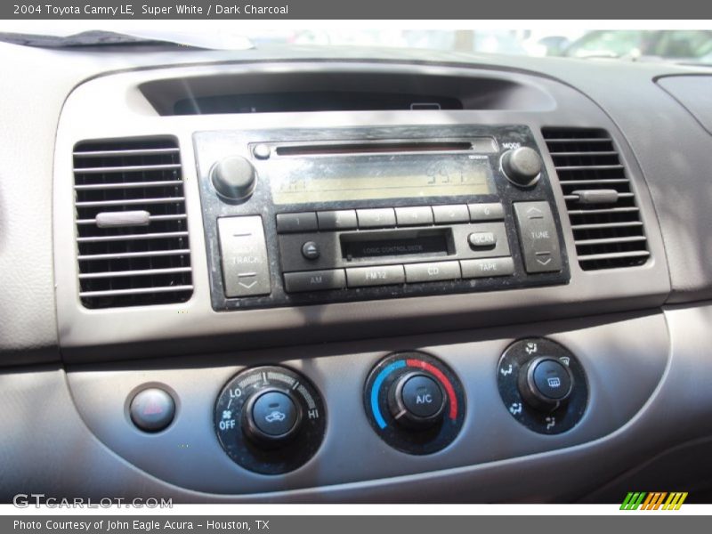 Super White / Dark Charcoal 2004 Toyota Camry LE