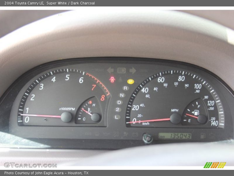 Super White / Dark Charcoal 2004 Toyota Camry LE