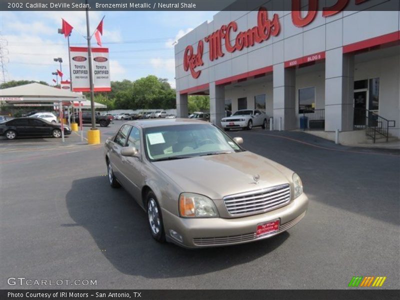 Bronzemist Metallic / Neutral Shale 2002 Cadillac DeVille Sedan