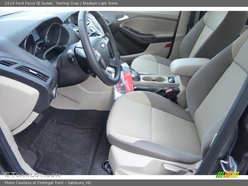 Sterling Gray / Medium Light Stone 2014 Ford Focus SE Sedan