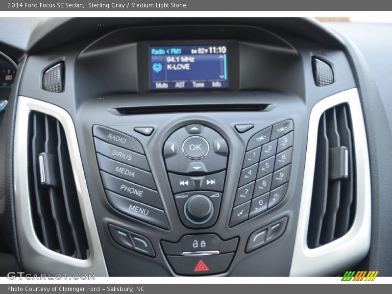 Sterling Gray / Medium Light Stone 2014 Ford Focus SE Sedan