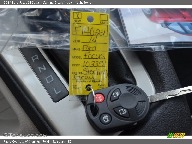 Sterling Gray / Medium Light Stone 2014 Ford Focus SE Sedan