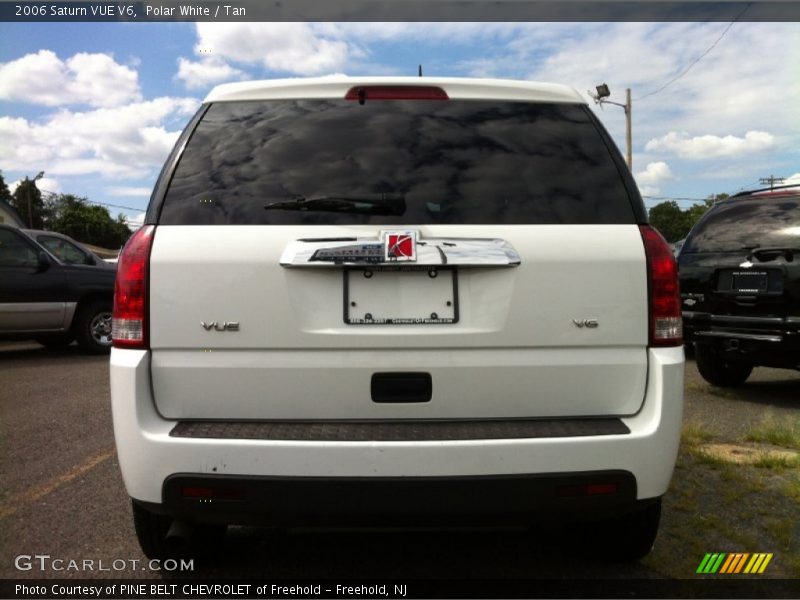 Polar White / Tan 2006 Saturn VUE V6