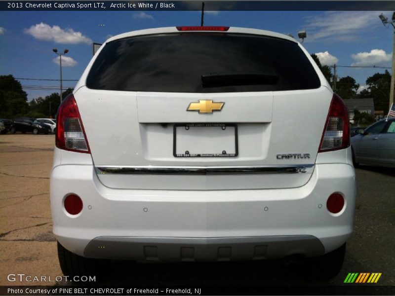 Arctic Ice White / Black 2013 Chevrolet Captiva Sport LTZ