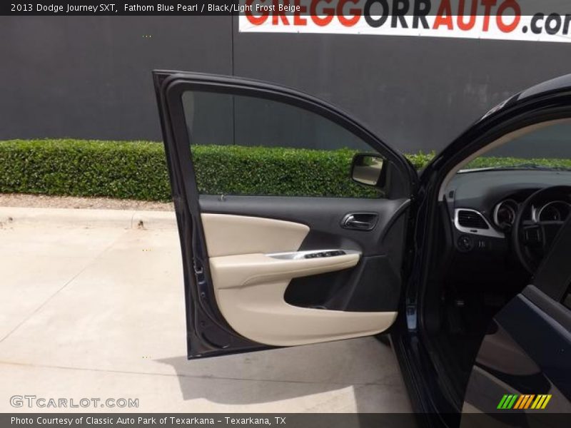 Fathom Blue Pearl / Black/Light Frost Beige 2013 Dodge Journey SXT