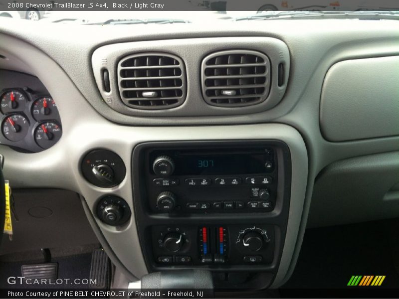 Black / Light Gray 2008 Chevrolet TrailBlazer LS 4x4