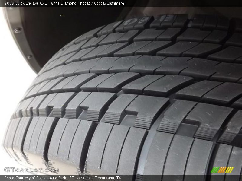 White Diamond Tricoat / Cocoa/Cashmere 2009 Buick Enclave CXL
