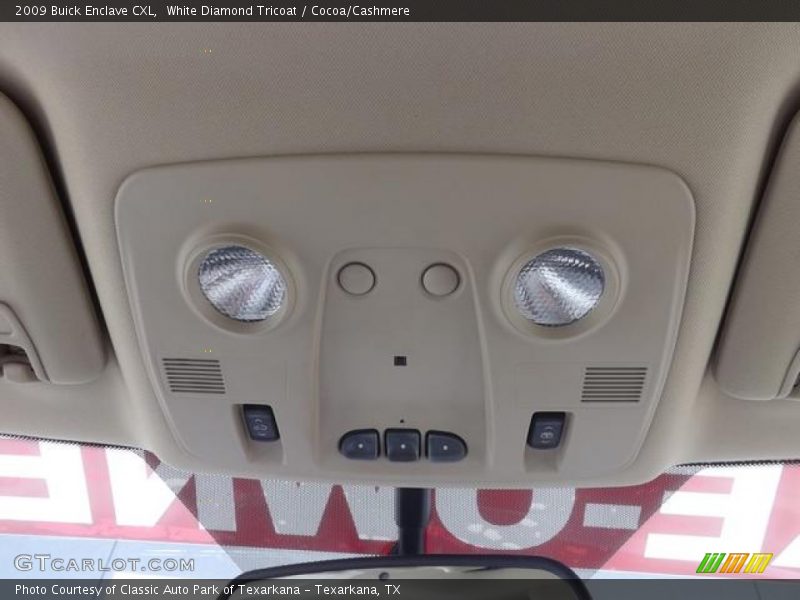 White Diamond Tricoat / Cocoa/Cashmere 2009 Buick Enclave CXL