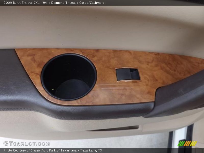 White Diamond Tricoat / Cocoa/Cashmere 2009 Buick Enclave CXL