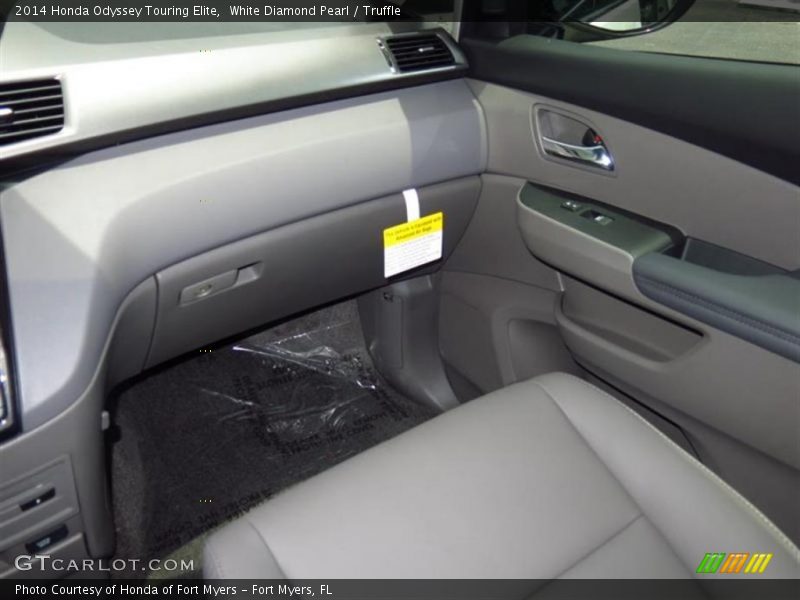 White Diamond Pearl / Truffle 2014 Honda Odyssey Touring Elite