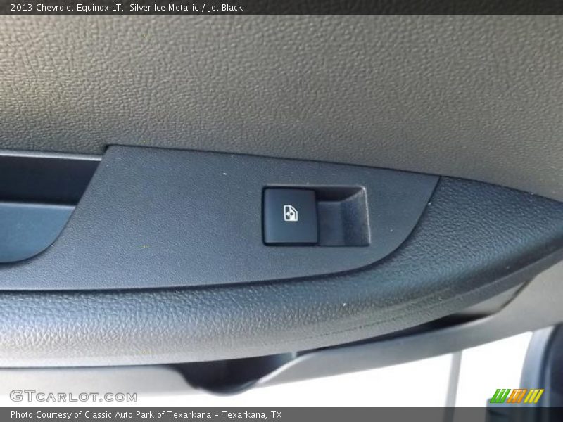 Silver Ice Metallic / Jet Black 2013 Chevrolet Equinox LT