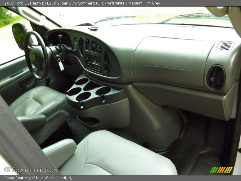 Oxford White / Medium Flint Grey 2007 Ford E Series Van E350 Super Duty Commercial
