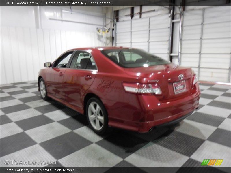 Barcelona Red Metallic / Dark Charcoal 2011 Toyota Camry SE