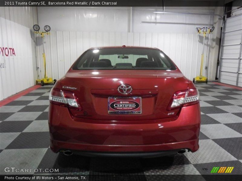 Barcelona Red Metallic / Dark Charcoal 2011 Toyota Camry SE